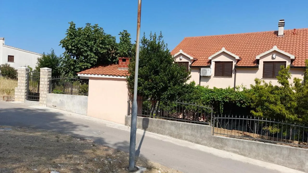Apartmani A.Teskera Trogir Croatia